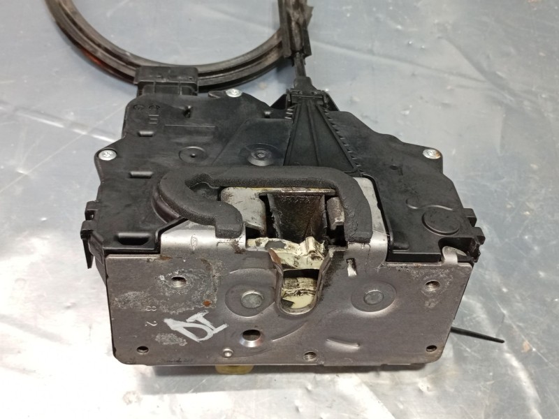 Recambio de cerradura puerta delantera izquierda para fiat punto (199) pop referencia OEM IAM  3 PUERTAS 