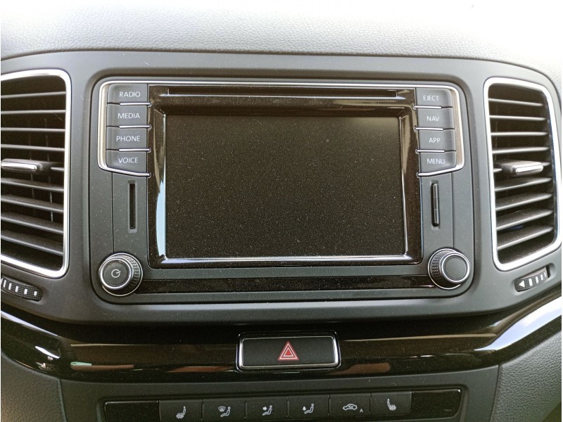 Recambio de sistema audio / radio cd para seat alhambra (710, 711) 2.0 tdi referencia OEM IAM   