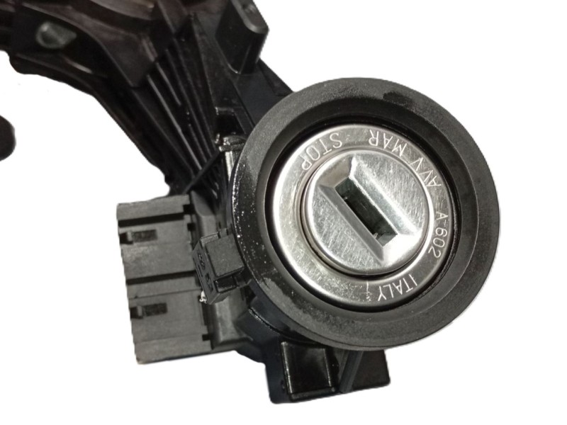 Recambio de conmutador de arranque para fiat punto (199) pop referencia OEM IAM   