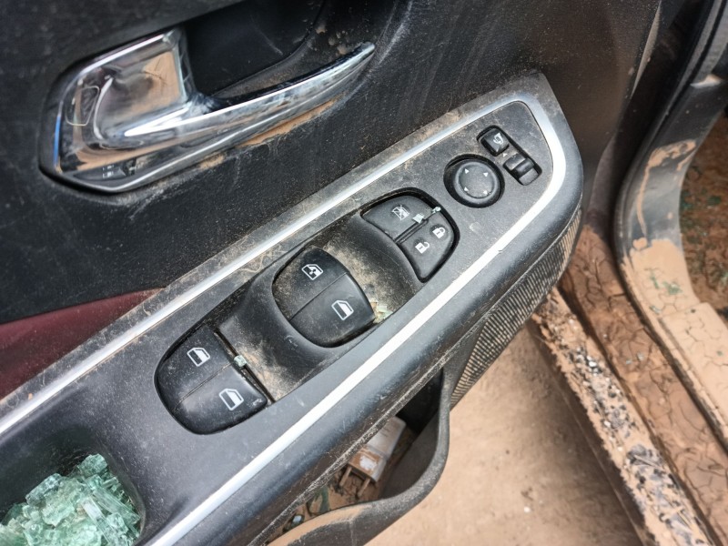 Recambio de mando elevalunas delantero izquierdo para nissan micra v (k14) 1.0 ig-t 100 referencia OEM IAM   