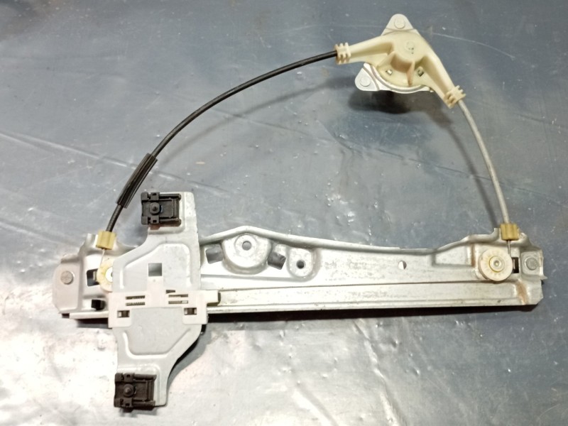 Recambio de elevalunas trasero derecho para peugeot 2008 (--.2013) style referencia OEM IAM 9673153880  