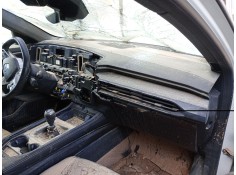 Recambio de salpicadero para renault austral tce 140 referencia OEM IAM    2