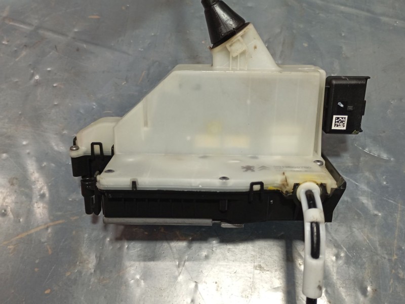 Recambio de cerradura puerta delantera derecha para peugeot 2008 (--.2013) style referencia OEM IAM 9812500780  