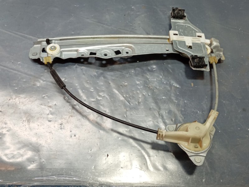 Recambio de elevalunas trasero izquierdo para peugeot 2008 (--.2013) style referencia OEM IAM 9673153980  