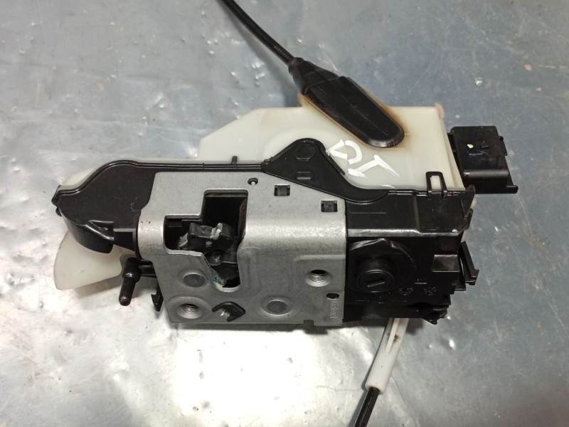 Recambio de cerradura puerta delantera izquierda para peugeot 2008 (--.2013) style referencia OEM IAM 9812500880  