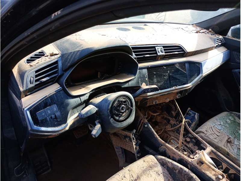 audi q3 sportback (f3n) del año 2022