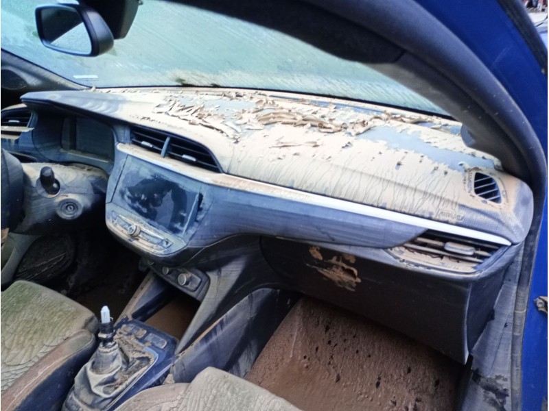 Recambio de salpicadero para opel corsa f (p2jo) 1.2 (68) referencia OEM IAM   