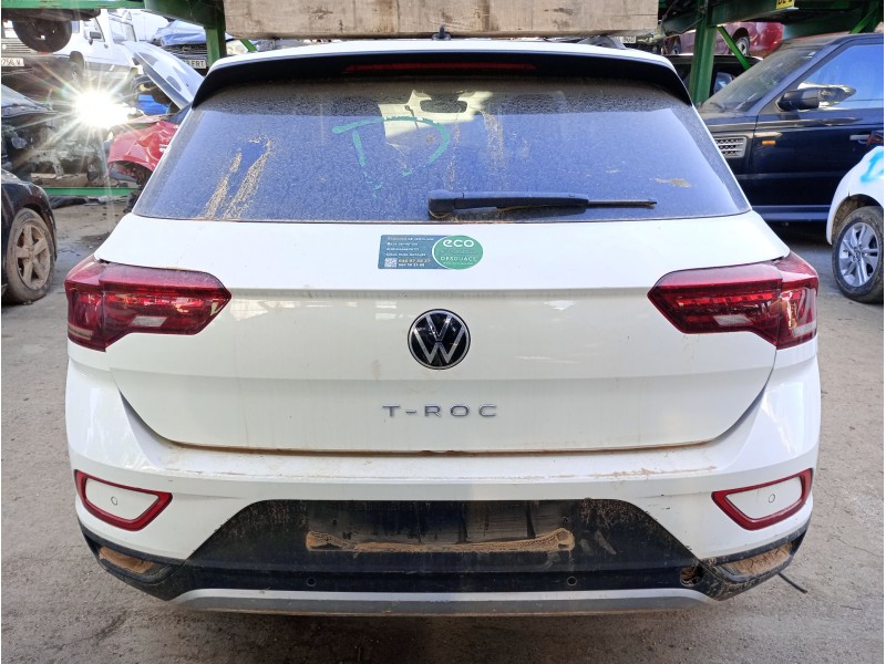 volkswagen t-roc (a11, d11) del año 2023