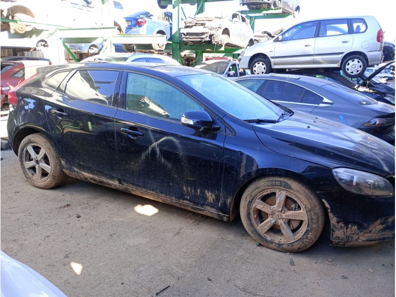 volvo v40 hatchback (525) del año 2017