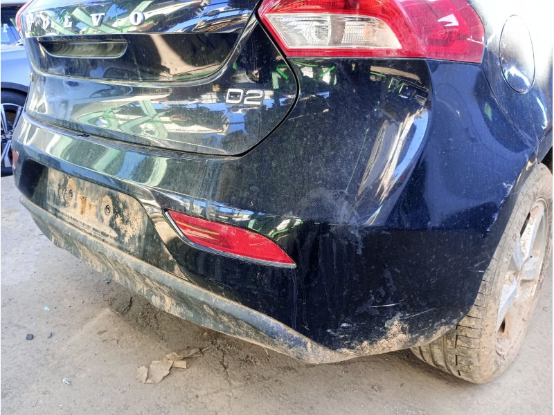 Recambio de paragolpes trasero para volvo v40 hatchback (525) d2 referencia OEM IAM   