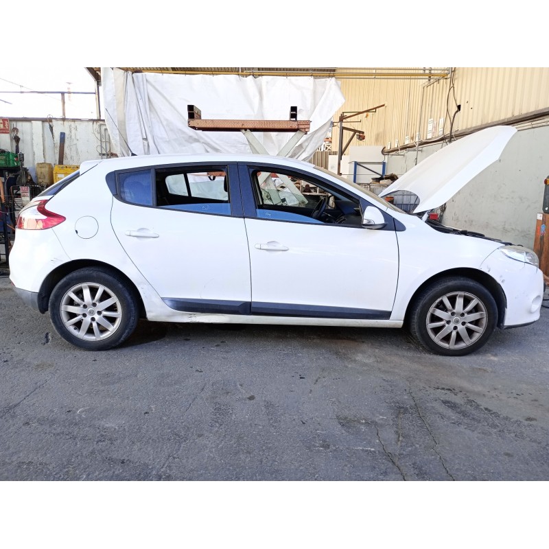 RENAULT MEGANE III BERLINA 5 P