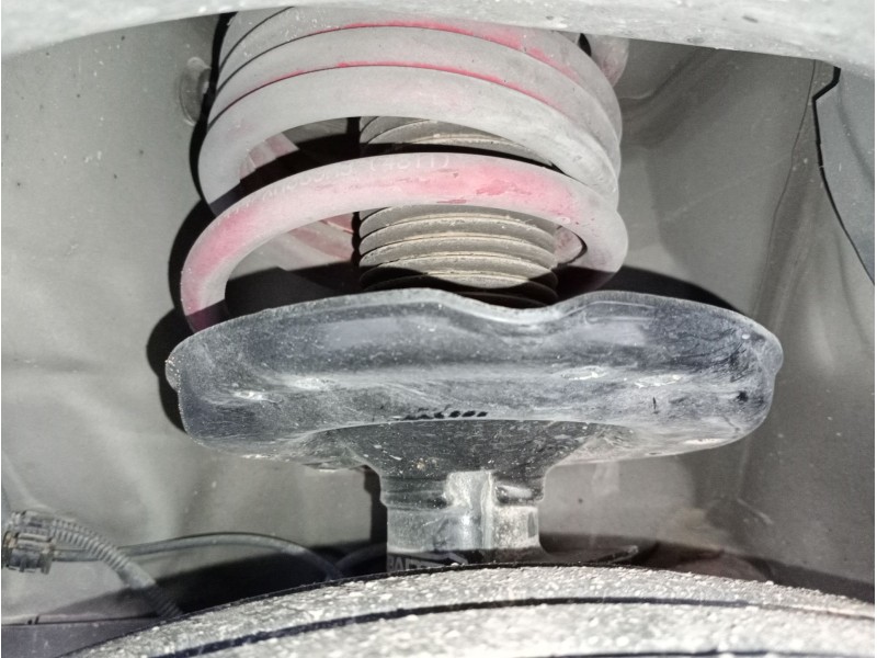 Recambio de amortiguador delantero izquierdo para abarth 500 / 595 / 695 1.4 (312.axd1a) referencia OEM IAM   