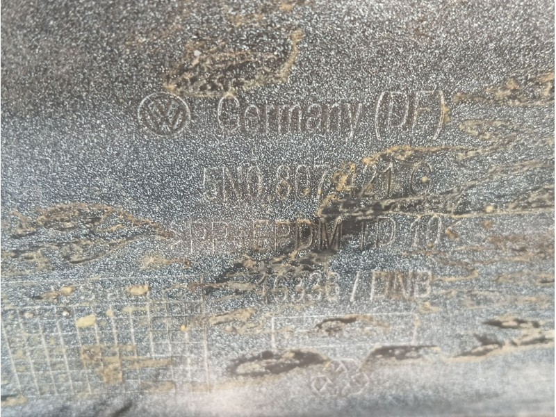 Recambio de paragolpes trasero para volkswagen tiguan (5n_) 2.0 tdi referencia OEM IAM  5N0807421G 