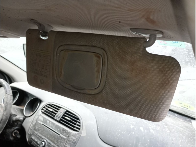 Recambio de parasol derecho para fiat bravo ii (198_) 1.6 d multijet (198axh1b) referencia OEM IAM   