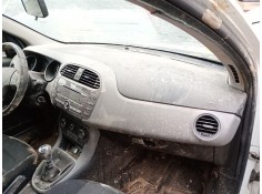 Recambio de salpicadero para fiat bravo ii (198_) 1.6 d multijet (198axh1b) referencia OEM IAM    2