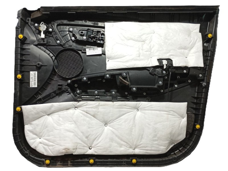 Recambio de guarnecido puerta delantera izquierda para ssangyong tivoli grand 1.2 t-gdi referencia OEM IAM   