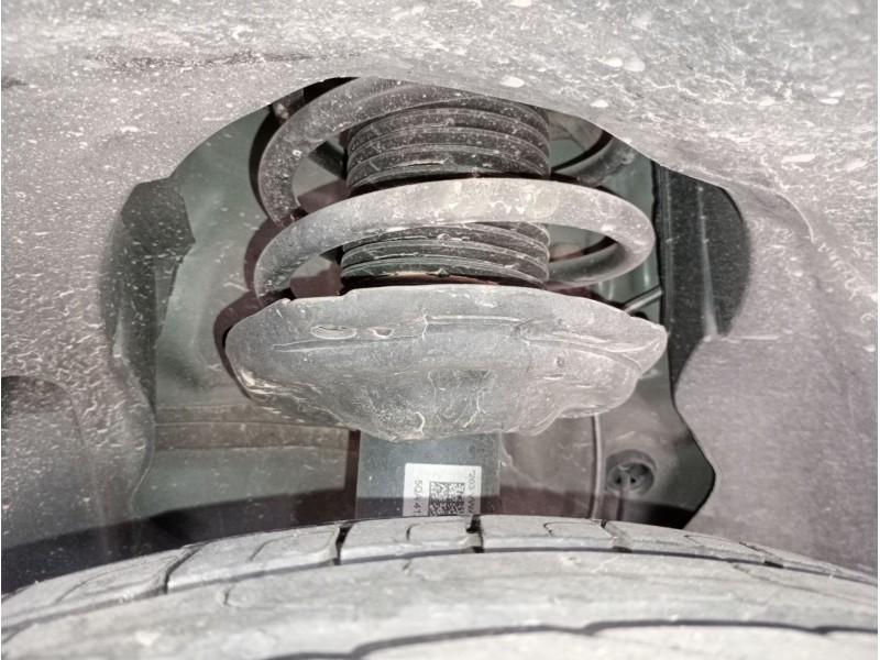 Recambio de amortiguador delantero izquierdo para volkswagen touran (5t1) 2.0 tdi referencia OEM IAM   