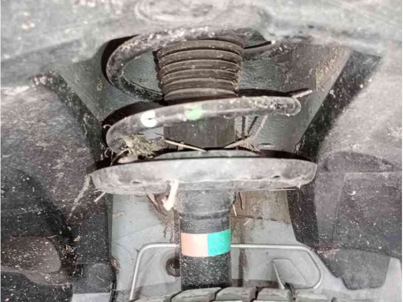 Recambio de amortiguador delantero derecho para dacia sandero ii tce 90 (b8m1, b8ma) referencia OEM IAM   