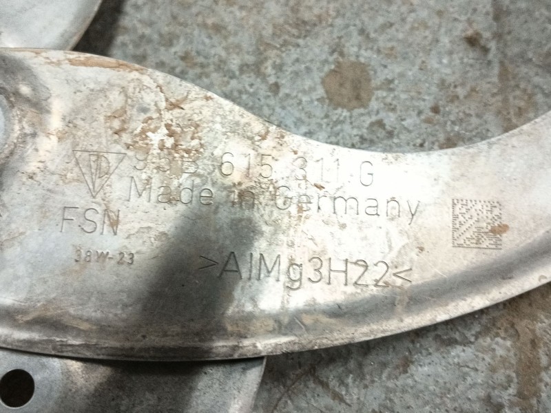 Recambio de pinza freno delantera izquierda para porsche macan (95b) gts (95bbl1) referencia OEM IAM 95B615123F  