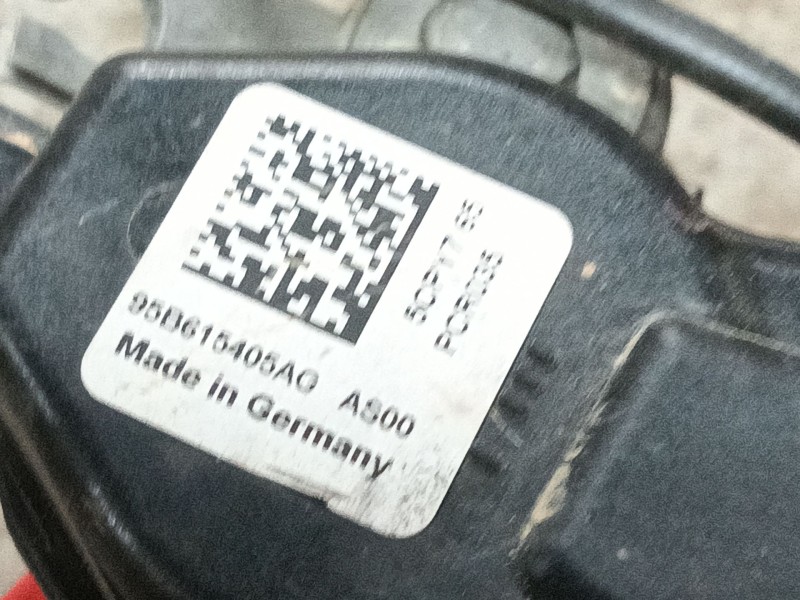 Recambio de pinza freno delantera izquierda para porsche macan (95b) gts (95bbl1) referencia OEM IAM 95B615123F  