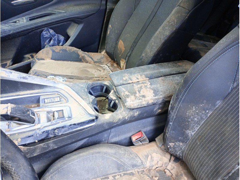 Recambio de apoyabrazos central para peugeot 3008 ii suv (mc_, mr_, mj_, m4_) 1.5 bluehdi 130 referencia OEM IAM   