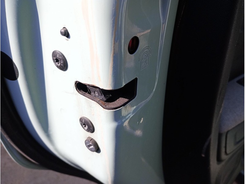 Recambio de cerradura puerta trasera izquierda para citroën c3 / c3 origin iii (sx) 1.2 vti 82 referencia OEM IAM   