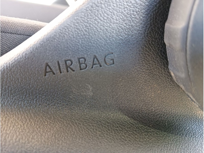 Recambio de asiento delantero izquierdo para volkswagen tiguan (ad1, ax1) 1.4 tsi referencia OEM IAM  5QA881105C 