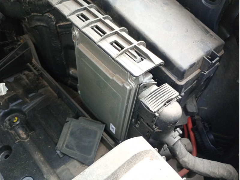 Recambio de centralita motor uce para seat ateca (kh7, khp) 1.5 tsi referencia OEM IAM   