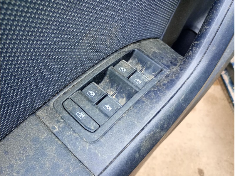 Recambio de mando elevalunas delantero izquierdo para seat ateca (kh7, khp) 1.5 tsi referencia OEM IAM   
