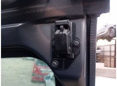 Recambio de cerradura puerta trasera derecha para peugeot partner tepee 1.6 bluehdi 100 referencia OEM IAM   