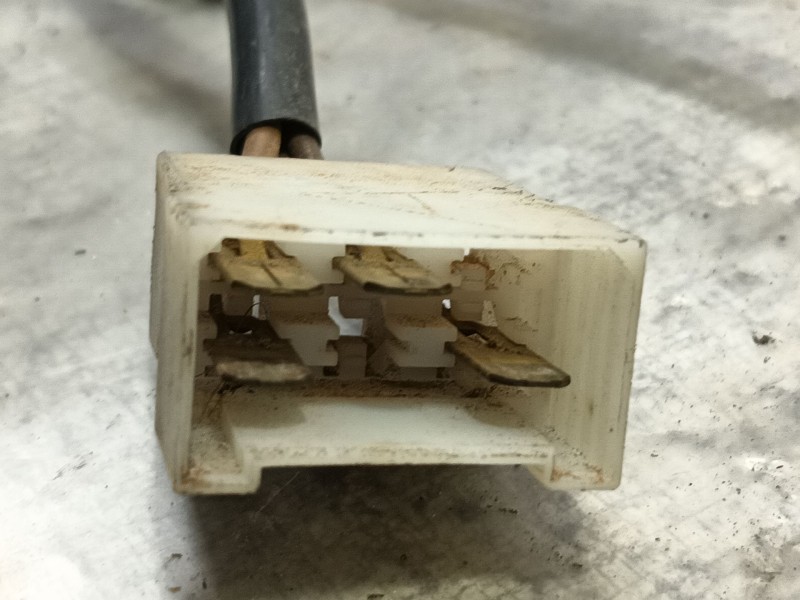 Recambio de mando intermitentes para nissan trade caja/chasis 2.8 d referencia OEM IAM   