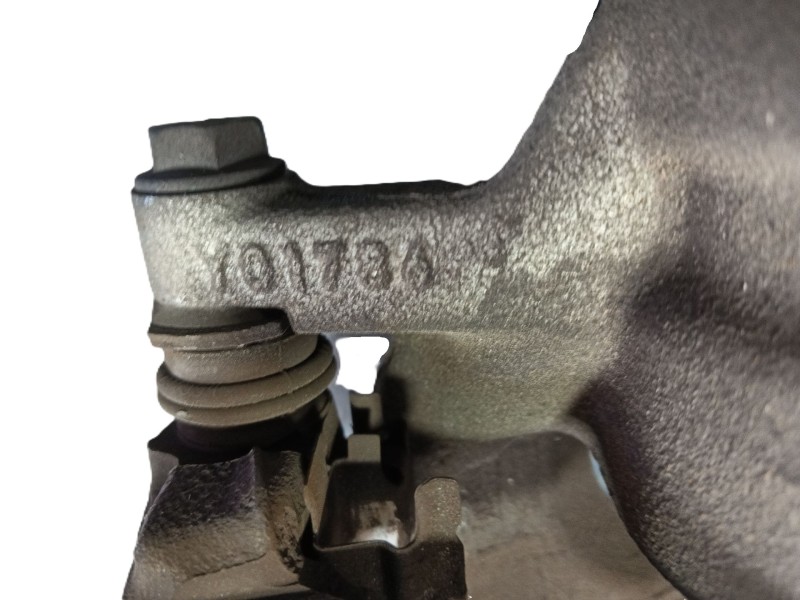 Recambio de pinza freno delantera izquierda para peugeot 108 1.0 vti 72 referencia OEM IAM 4401G8  