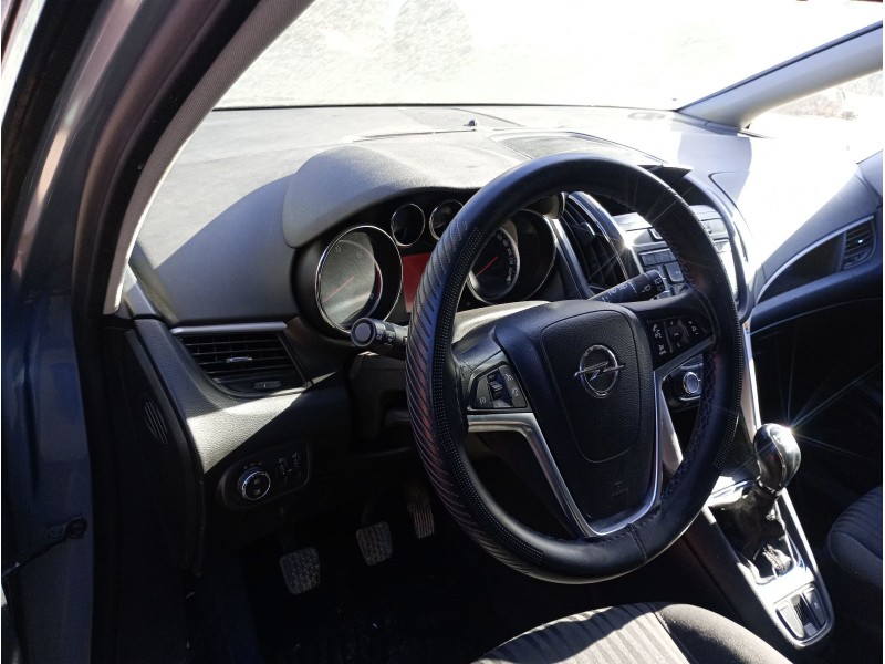 opel zafira tourer c (p12) del año 2012