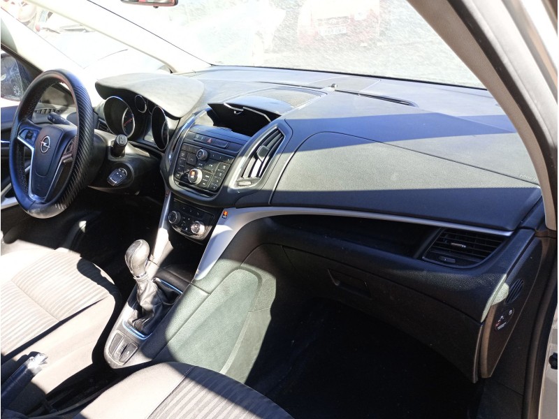 opel zafira tourer c (p12) del año 2012