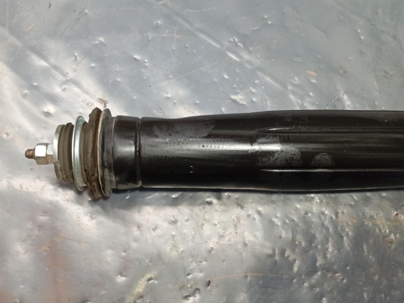 Recambio de amortiguador trasero izquierdo para peugeot 108 1.0 vti 72 referencia OEM IAM B001049280  