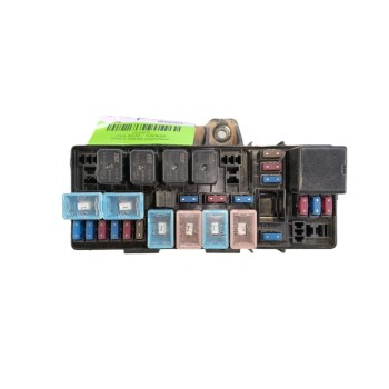 CAJA RELES / FUSIBLES 