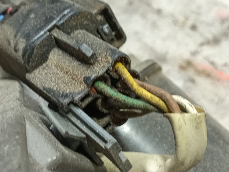 Recambio de motor limpia delantero para kia carens iii monospace (un) 2.0 crdi 115 referencia OEM IAM 981001D000  