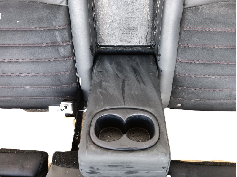 Recambio de asientos traseros para mitsubishi asx (ga_w_) 1.6 mivec (ga1w) referencia OEM IAM  NSC107216 