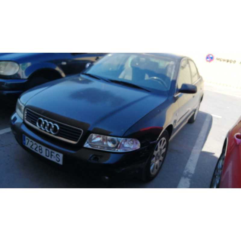 AUDI A4 BERLINA (B5)