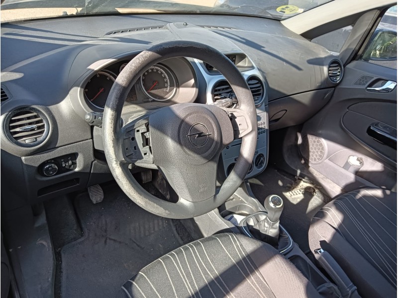 opel corsa d (s07) del año 2010