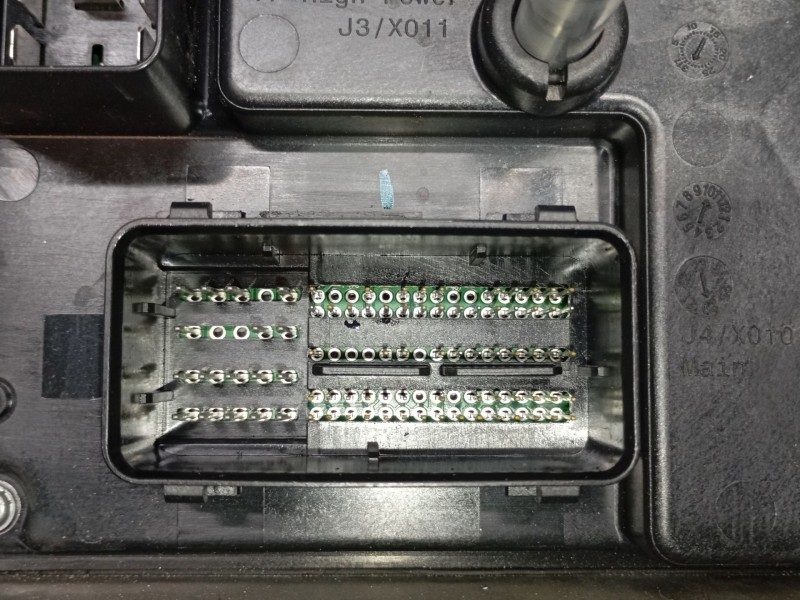 Recambio de centralita motor uce para tesla model 3 (5yj3) ev awd referencia OEM IAM 156930300A 156930300A 