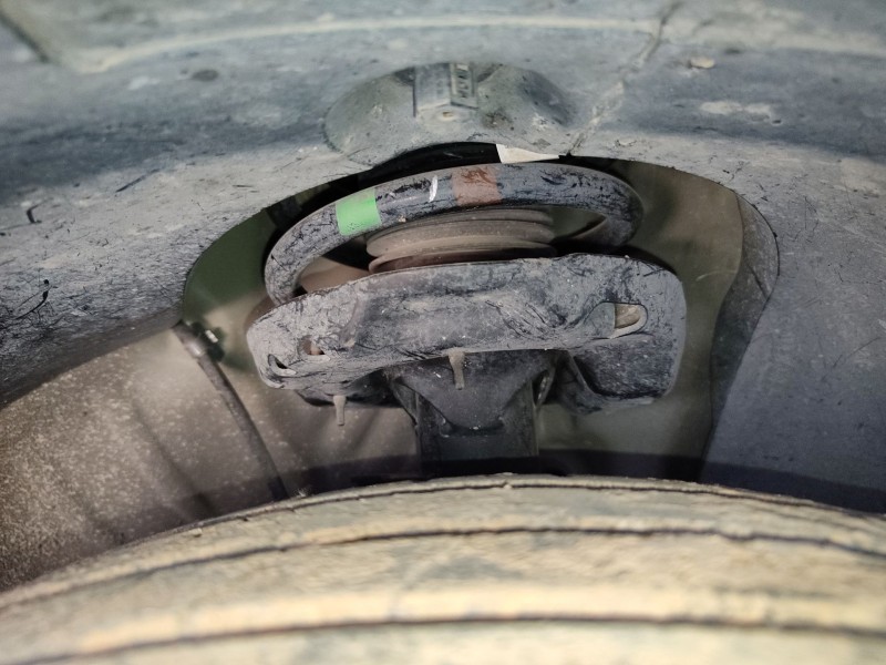 Recambio de amortiguador delantero derecho para hyundai kona (os, ose, osi) 1.0 t-gdi referencia OEM IAM   