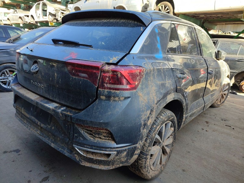 volkswagen t-roc (a11, d11) del año 2021