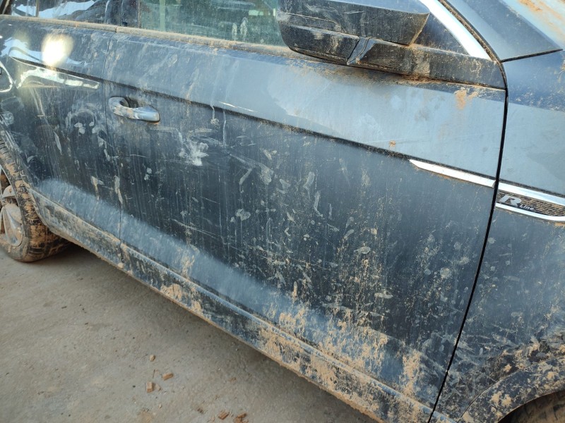 Recambio de puerta delantera derecha para volkswagen t-roc (a11, d11) 1.0 tsi referencia OEM IAM   