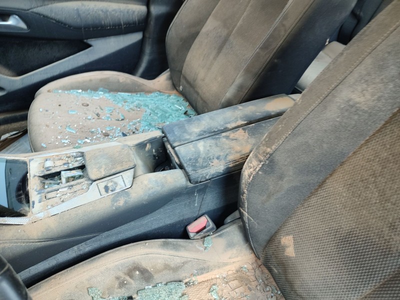 Recambio de apoyabrazos central para ds ds 4 ii (fr_, fb_, f3_) bluehdi 130 (fbyhzt) referencia OEM IAM   