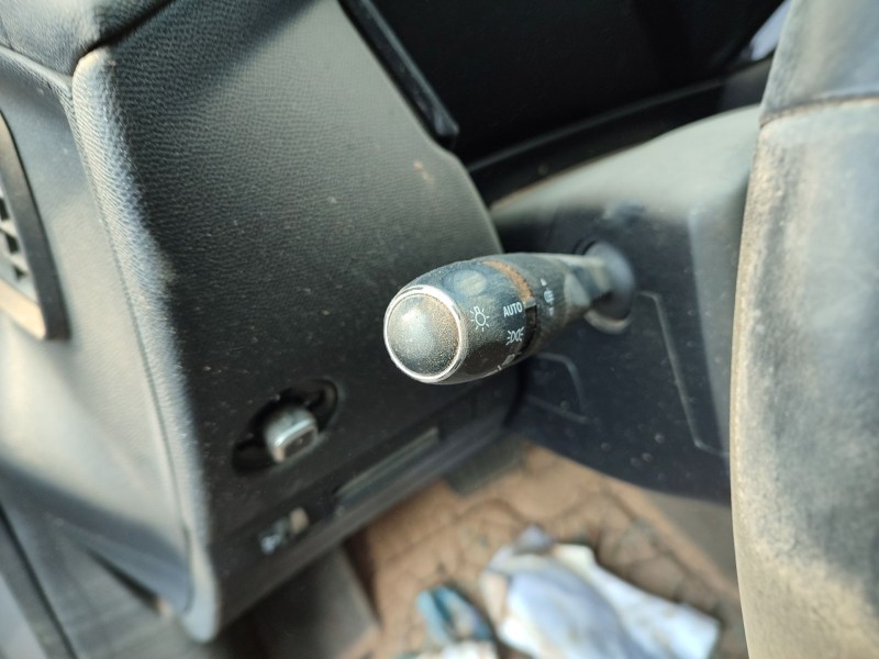 Recambio de mando intermitentes para ds ds 4 ii (fr_, fb_, f3_) bluehdi 130 (fbyhzt) referencia OEM IAM   