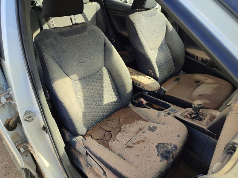 toyota yaris cross (mxp_) del año 2022