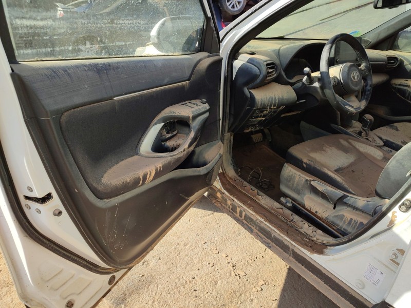 toyota yaris cross (mxp_) del año 2022