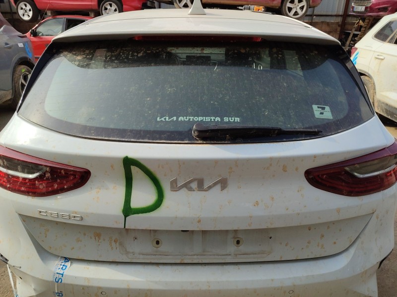 Recambio de porton trasero para kia ceed (cd) 1.0 t-gdi referencia OEM IAM   