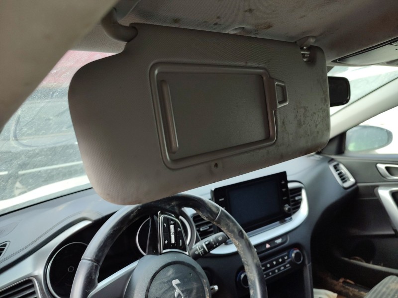 Recambio de parasol izquierdo para kia ceed (cd) 1.0 t-gdi referencia OEM IAM   